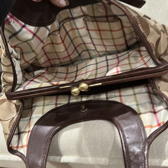 Brown Coach bag - Picture 2 of 3